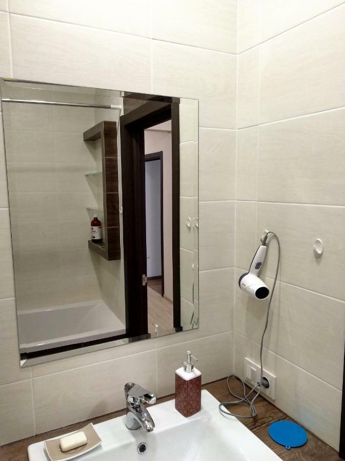 Апартаменти Двокімнатні В Центрі Міста На Ерусалимці Поруч З Фонтаном Рошен Winnyzja Exterior foto